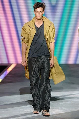 Look 25